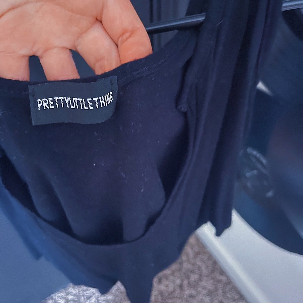 PrettyLittleThing Crop